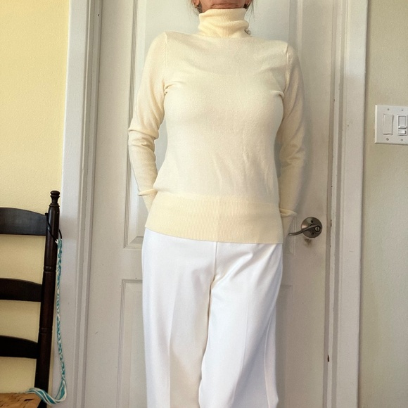 Banana yellow Venus turtle neck sweater. Size small. Very soft. - Picture 1 of 3